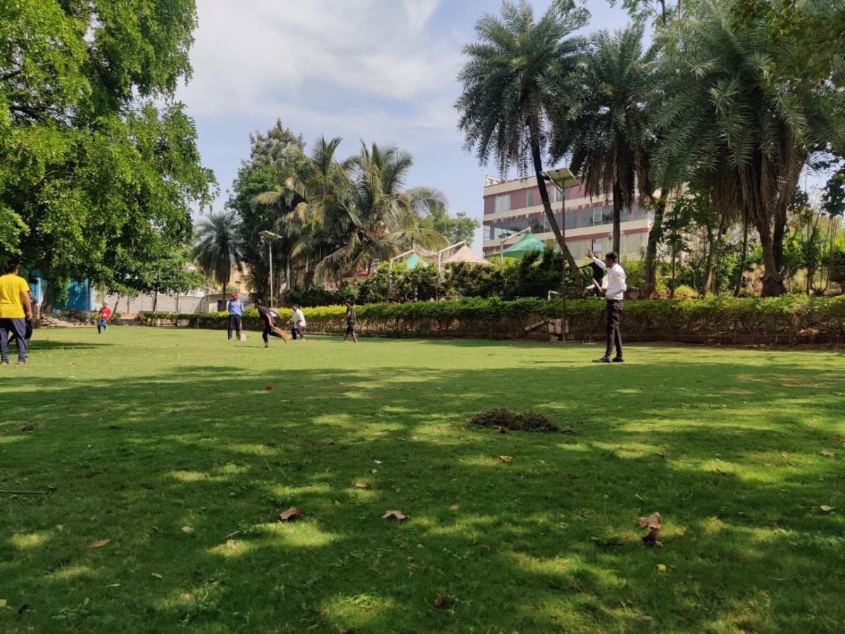The Garden Asia Resort Bangalore Luaran gambar